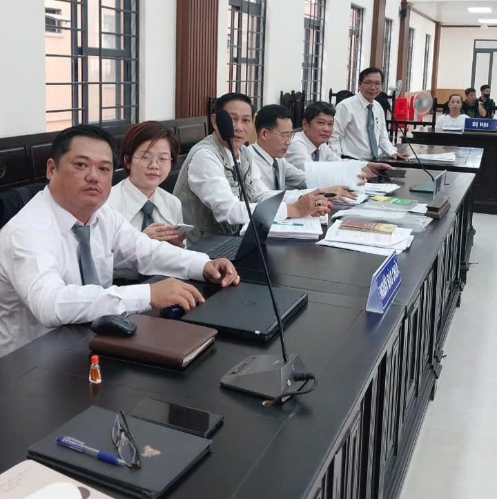 Vụ án hình sự phúc thẩm về tội “Vô ý làm chết người do vi phạm quy tắc nghề nghiệp” diễn ra tại Tòa án nhân dân tỉnh An Giang vào ngày 17/4/2024